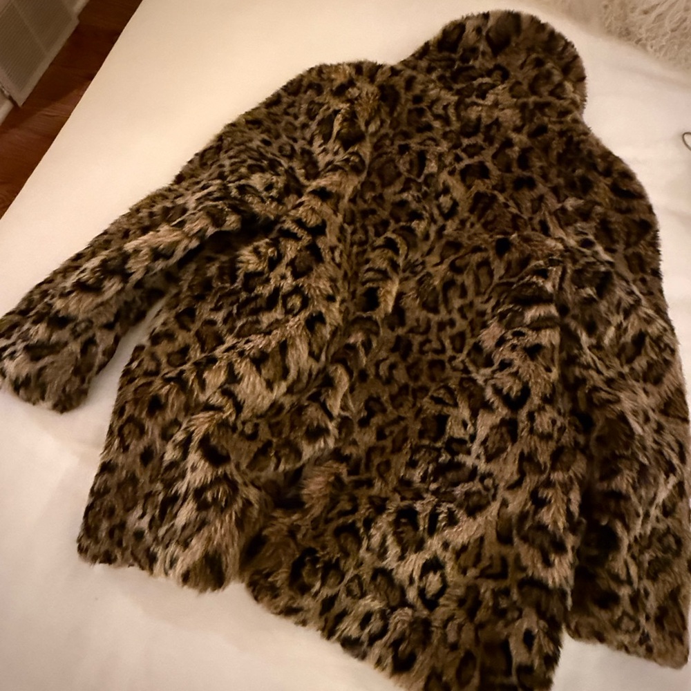 H&M Animal Print Teddy Jacket - Picture 2 of 3